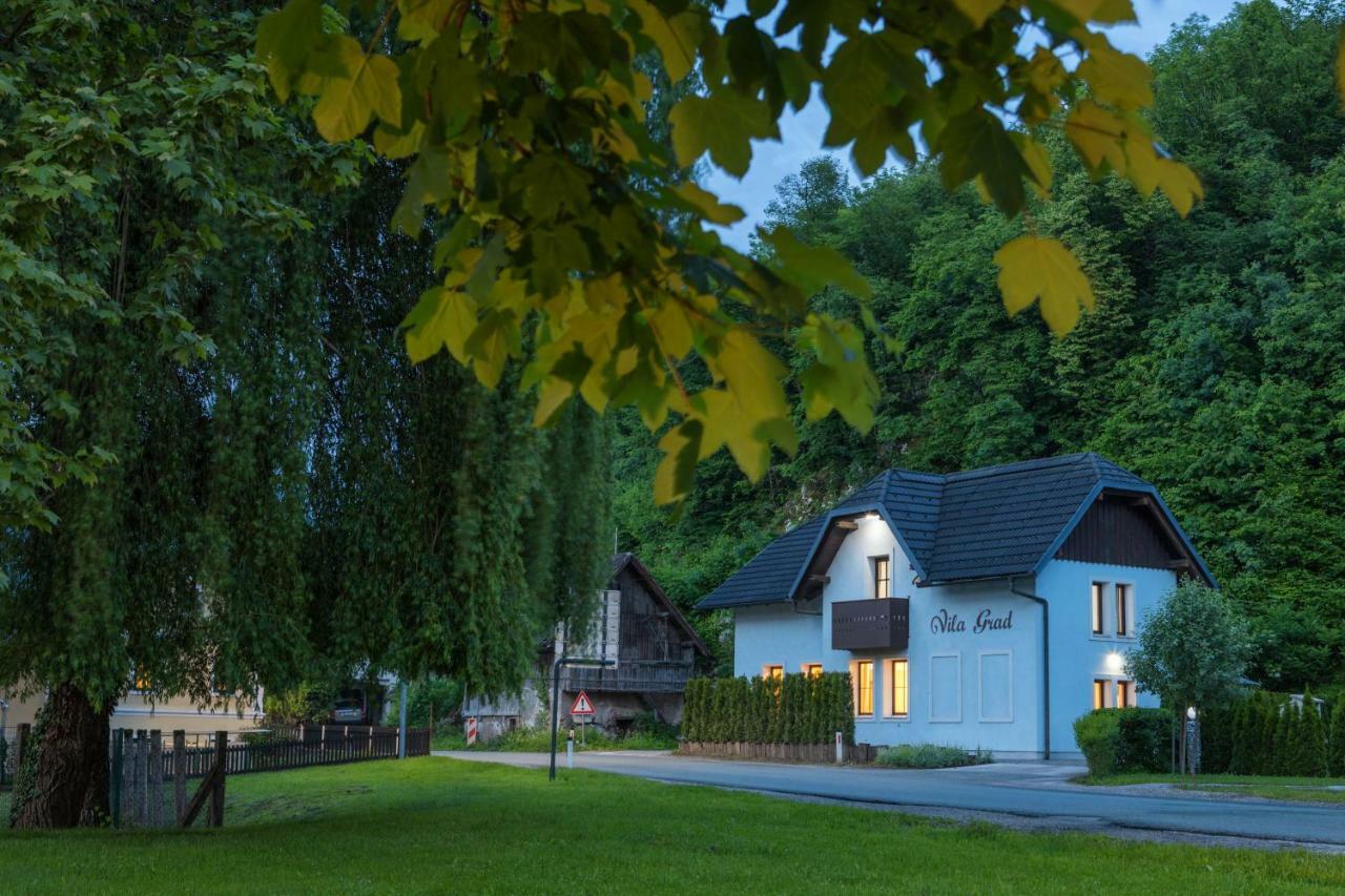 Vila Grad Bled - Sauna & Hot Tub エクステリア 写真